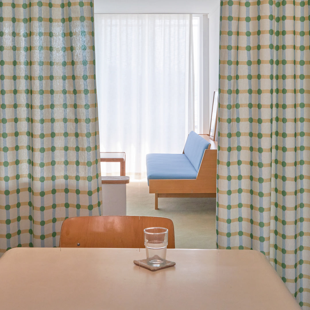 ドットチェック柄ドアカーテン - グリーン×ベージュ