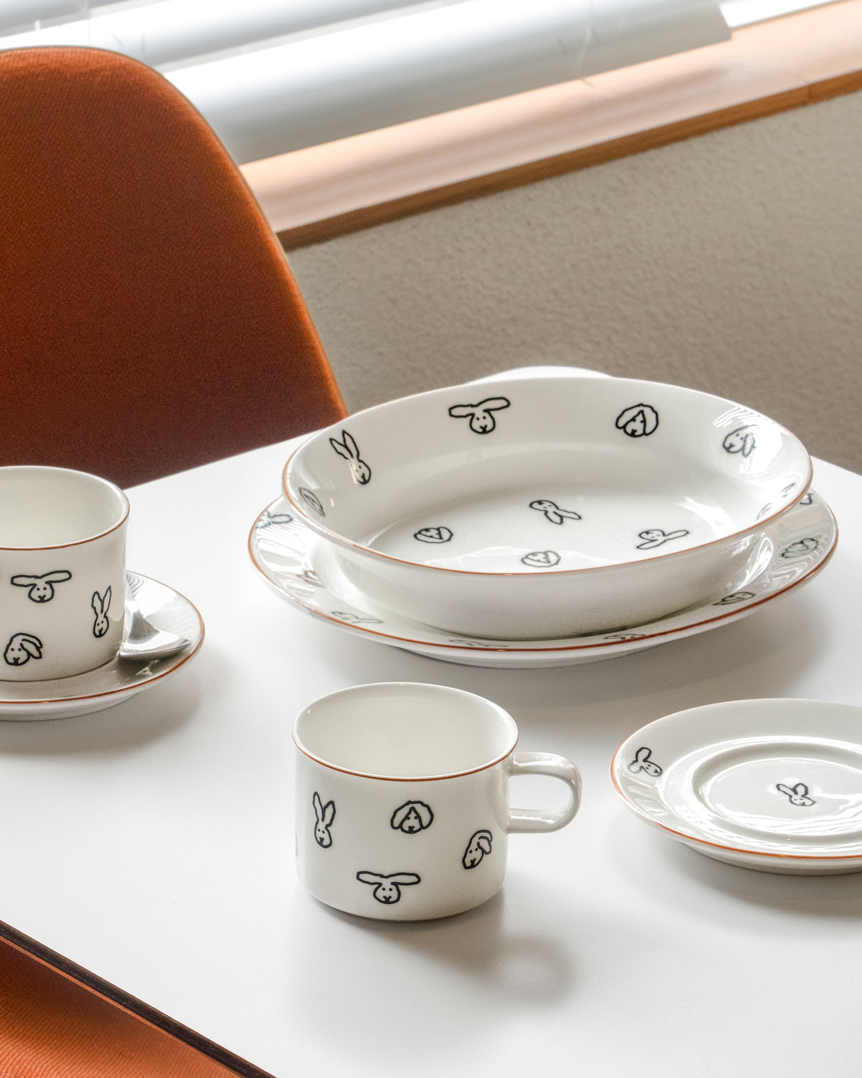 バニーバニーオーバルボウル