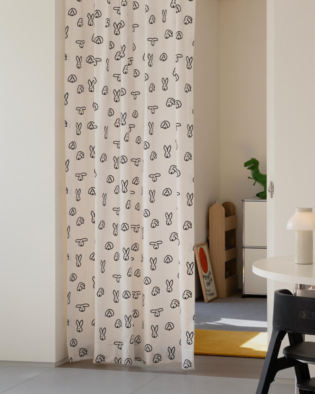 バニーバニーカーテン