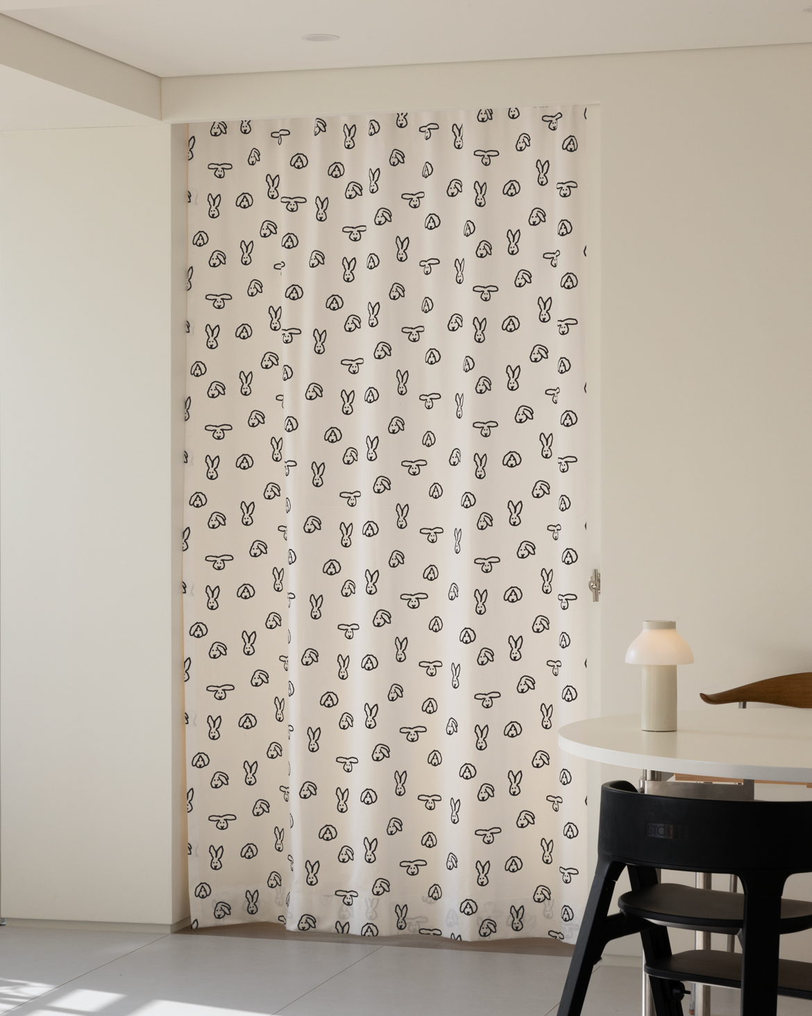 バニーバニーカーテン