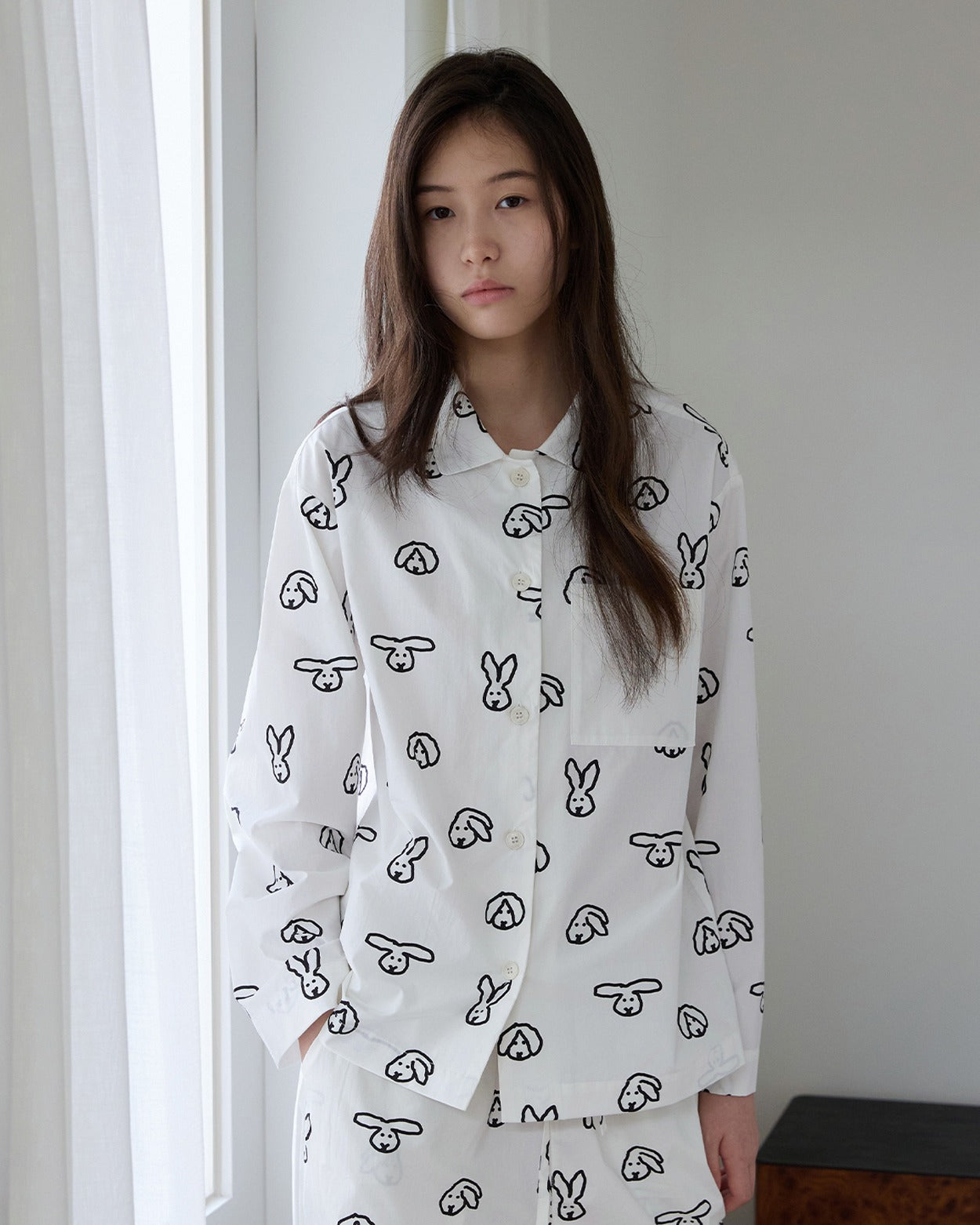[PRE-ORDER UNTIL OCT 29] BUNNY BUNNY PAJAMA SHIRT - IVORY