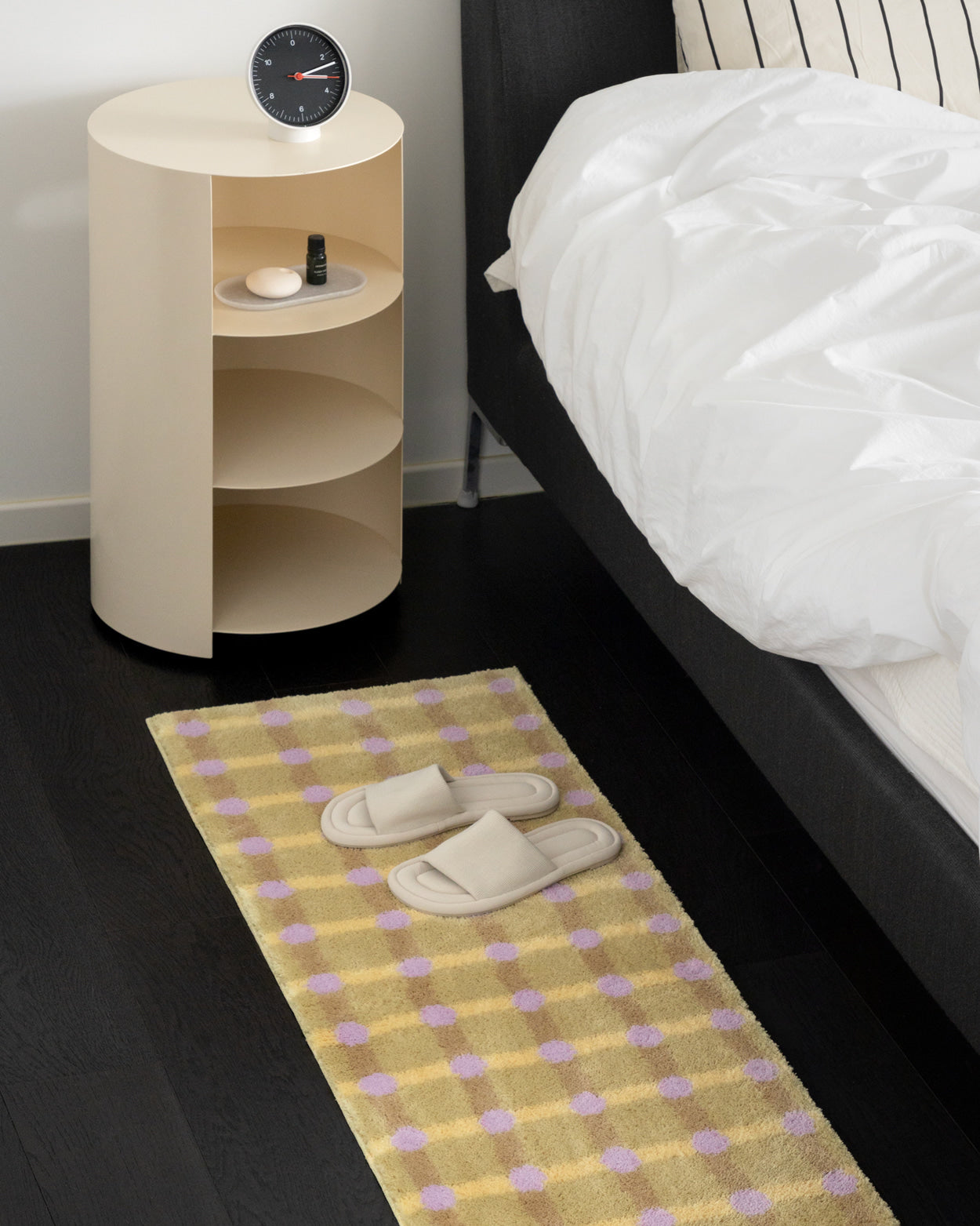 ドットチェックラグ - ラベンダーオンサンド 140x45