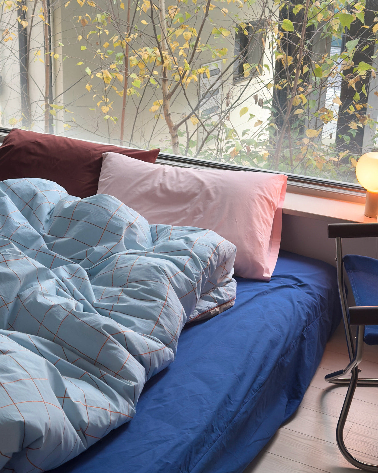 ロイヤルブルーのフィットシーツ