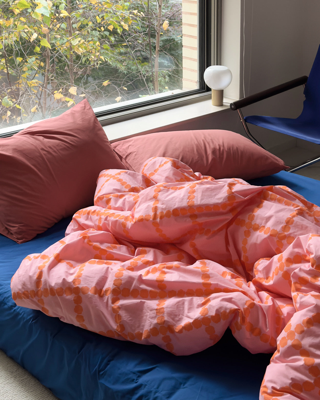 ロイヤルブルーのフィットシーツ