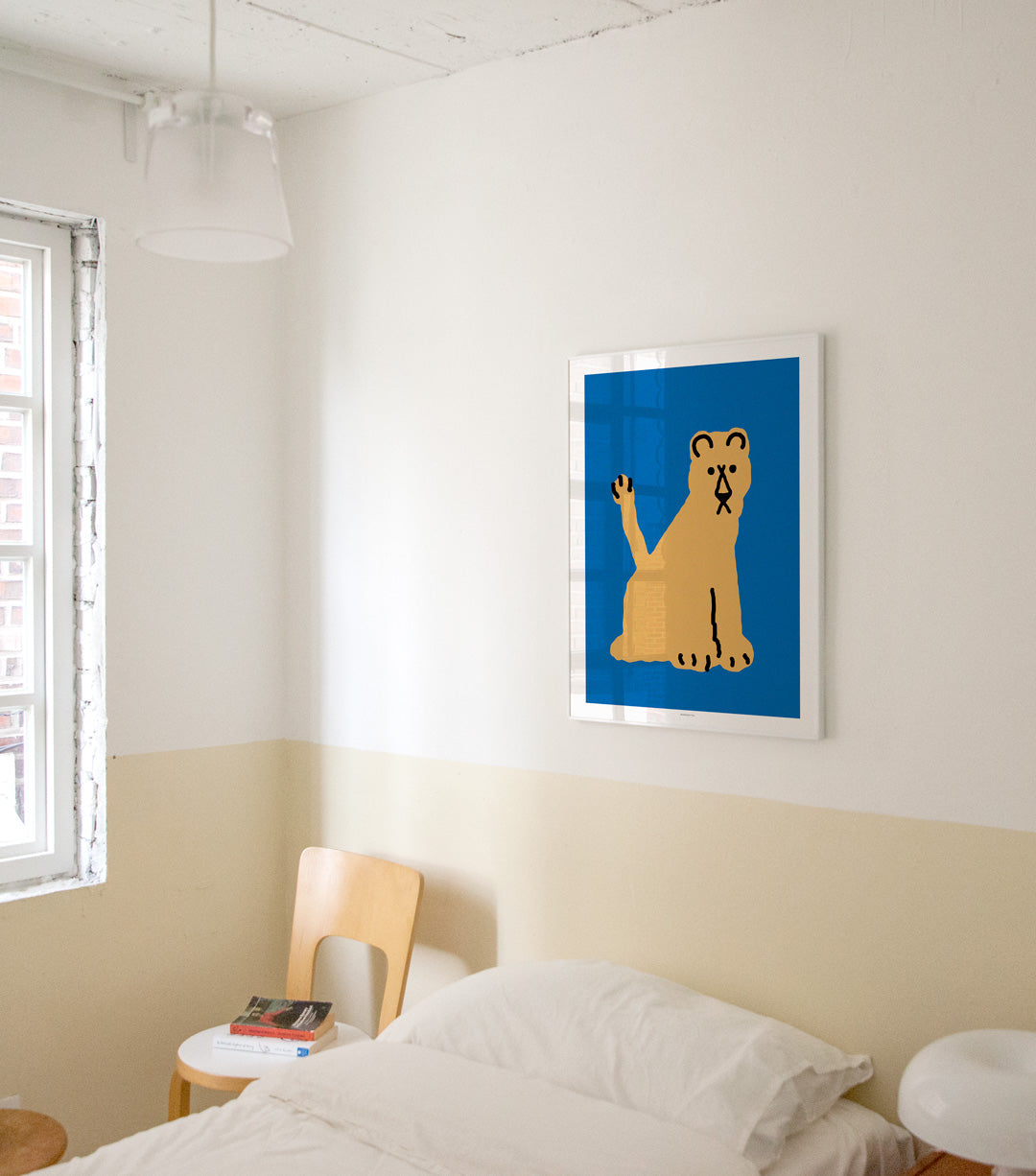 ライオネスブラウンポスター