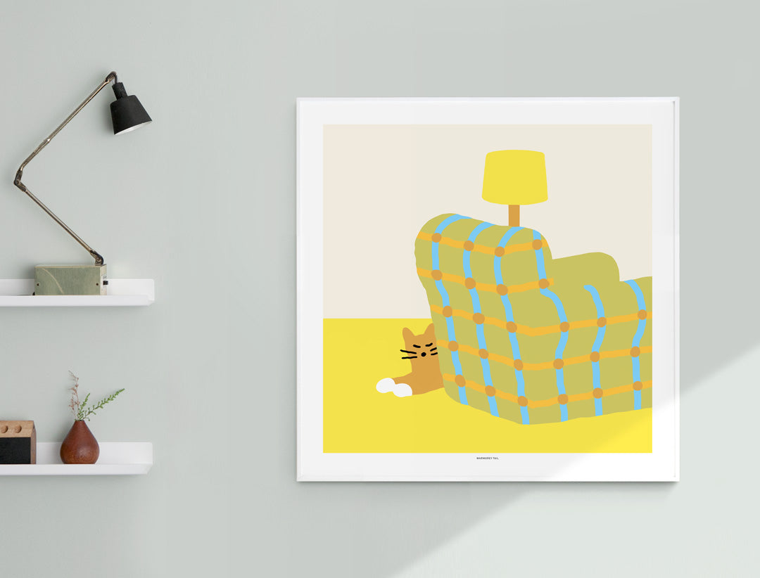 アームチェアで眠る猫のポスター