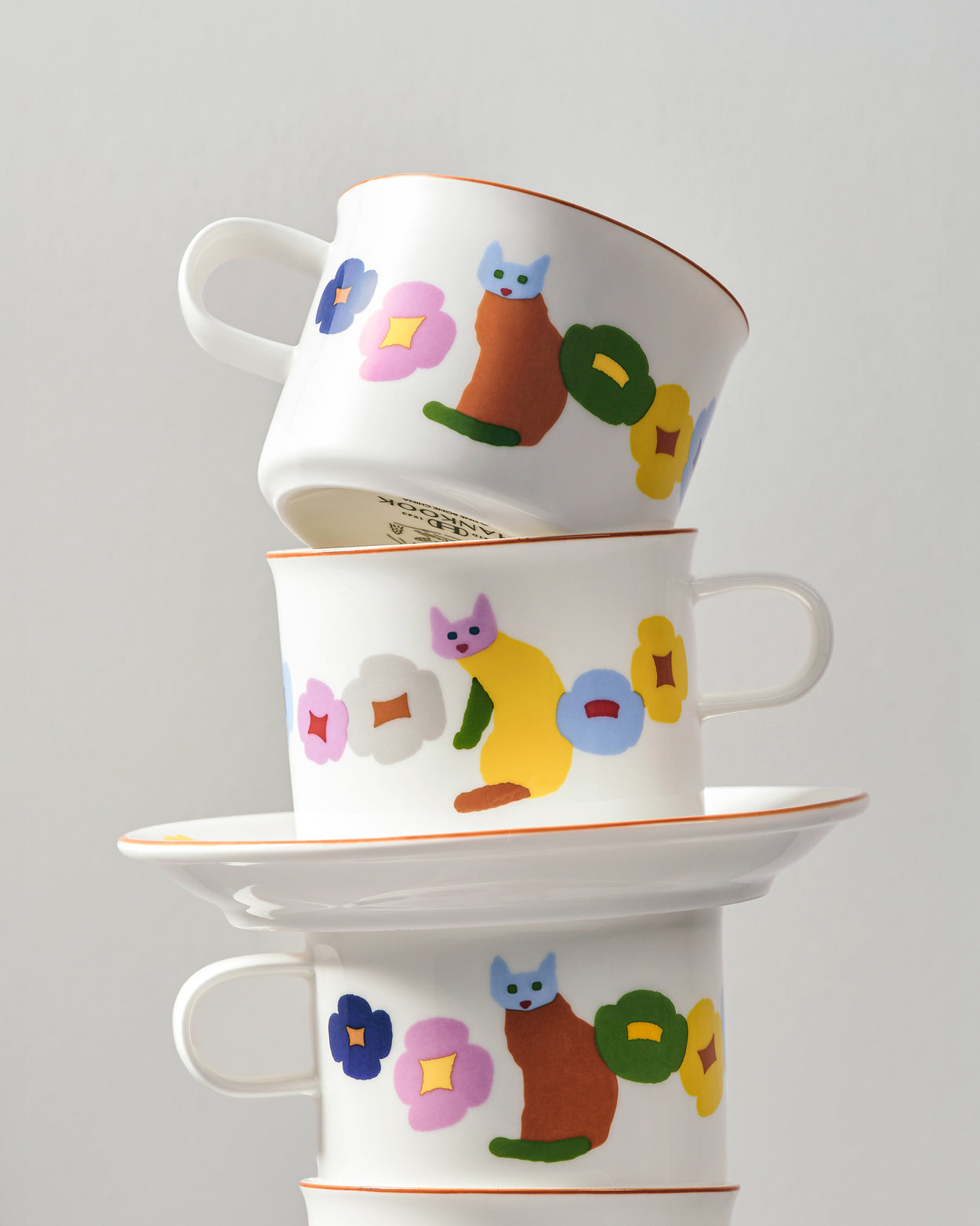 猫と花のマグカップ＆ソーサー 2P