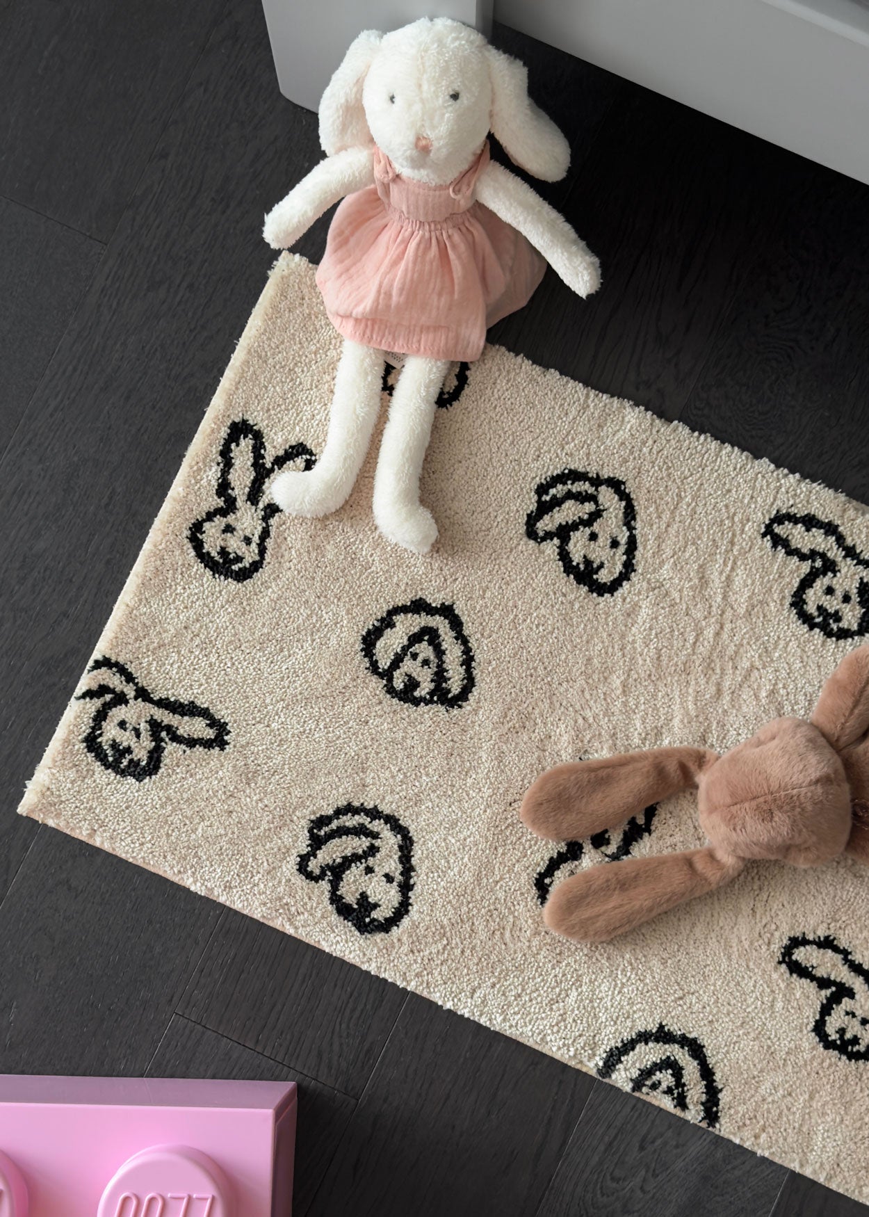 バニーバニーラグ 140x45