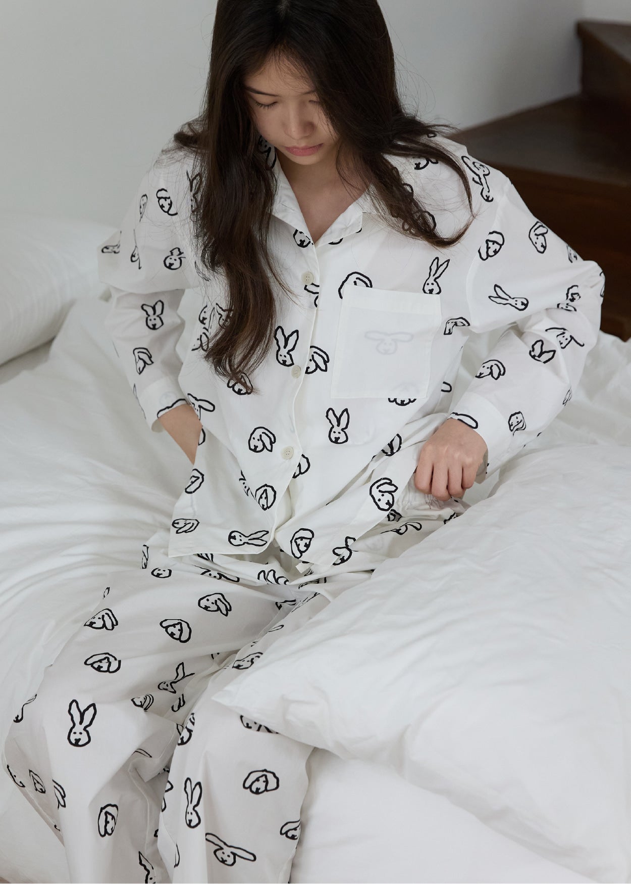[PRE-ORDER UNTIL OCT 29] BUNNY BUNNY PAJAMA SET - IVORY