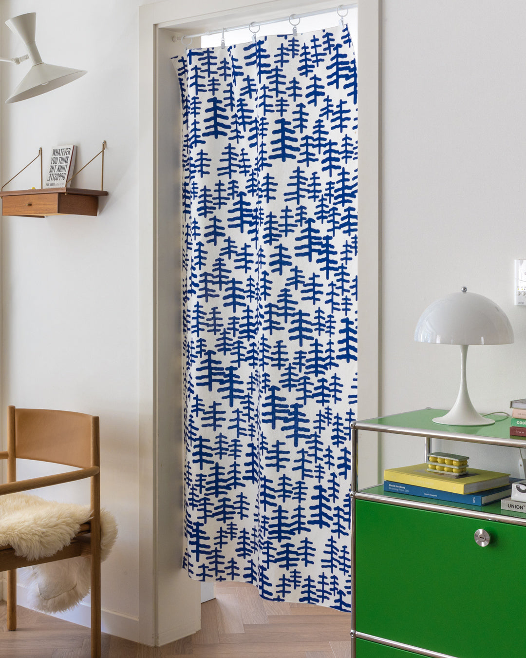 ツリー＆ツリー ドアカーテン - ネイビー