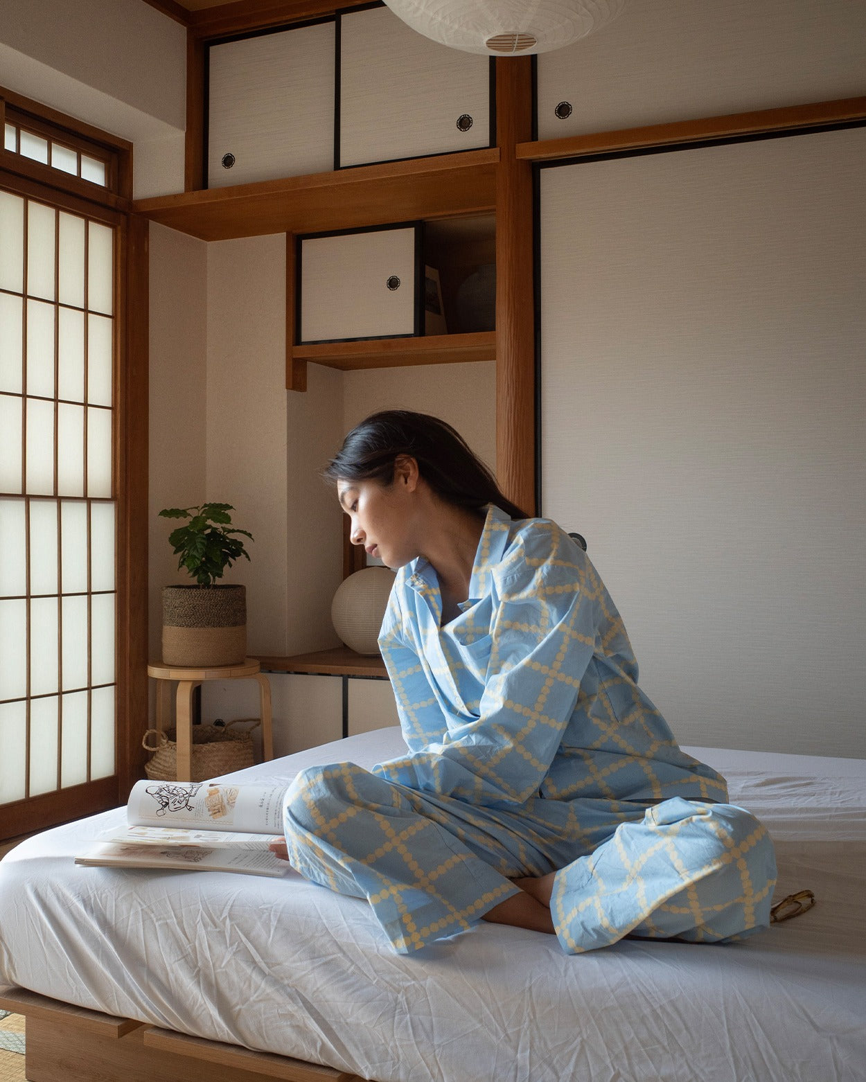 [PRE-ORDER UNTIL OCT 29] BLOSSOM CHECK PAJAMA SET - BLUE