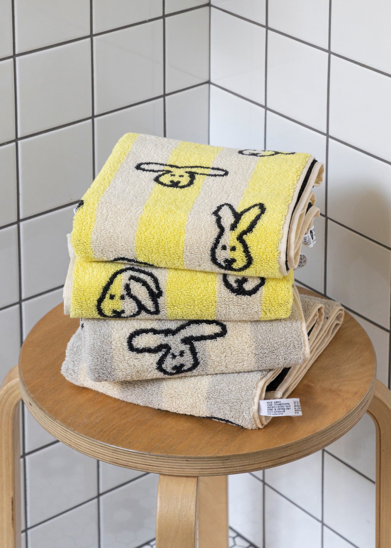 バニーバニーフェイスタオル - イエローストライプ