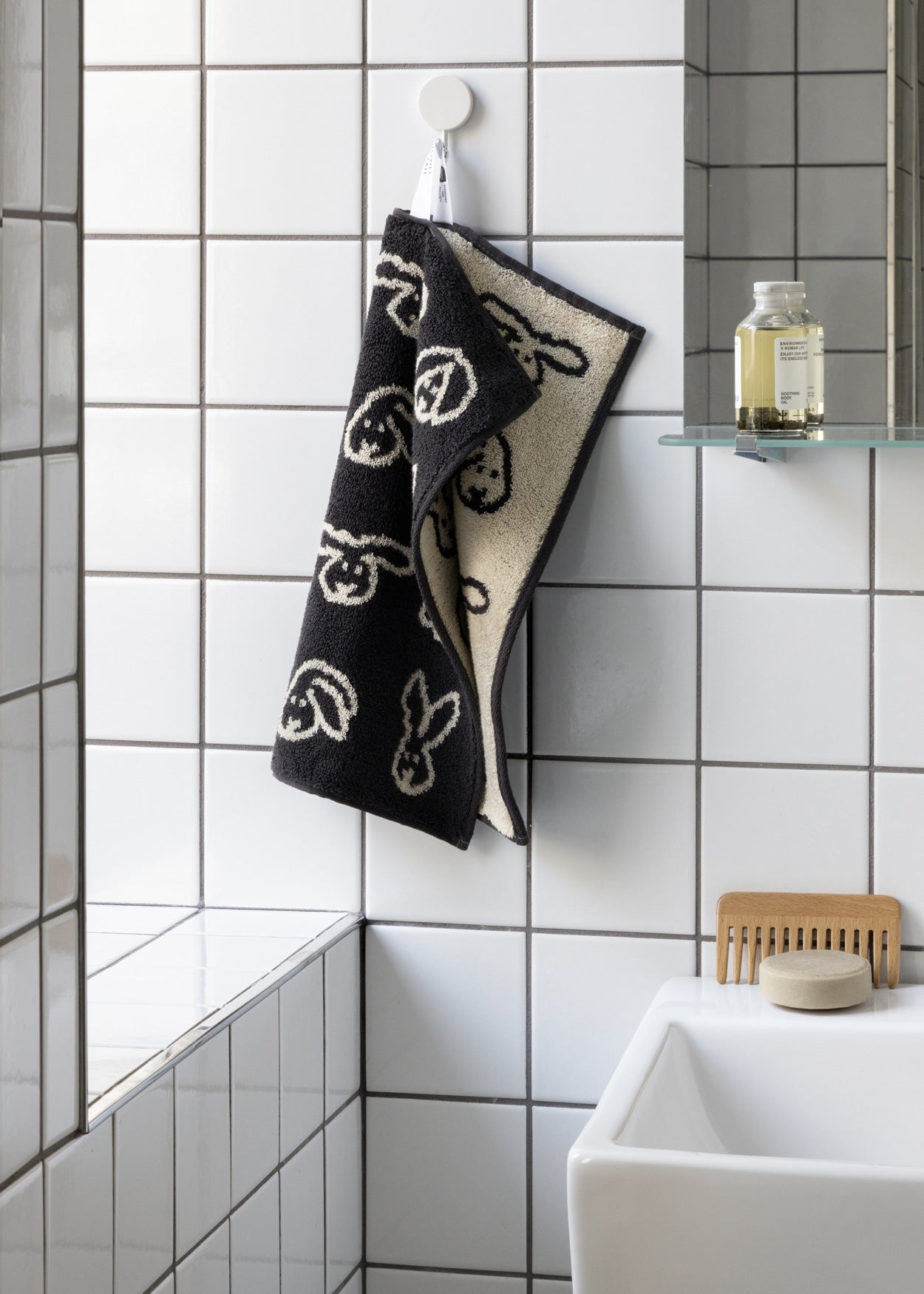 バニーバニーハンドタオル - ブラック