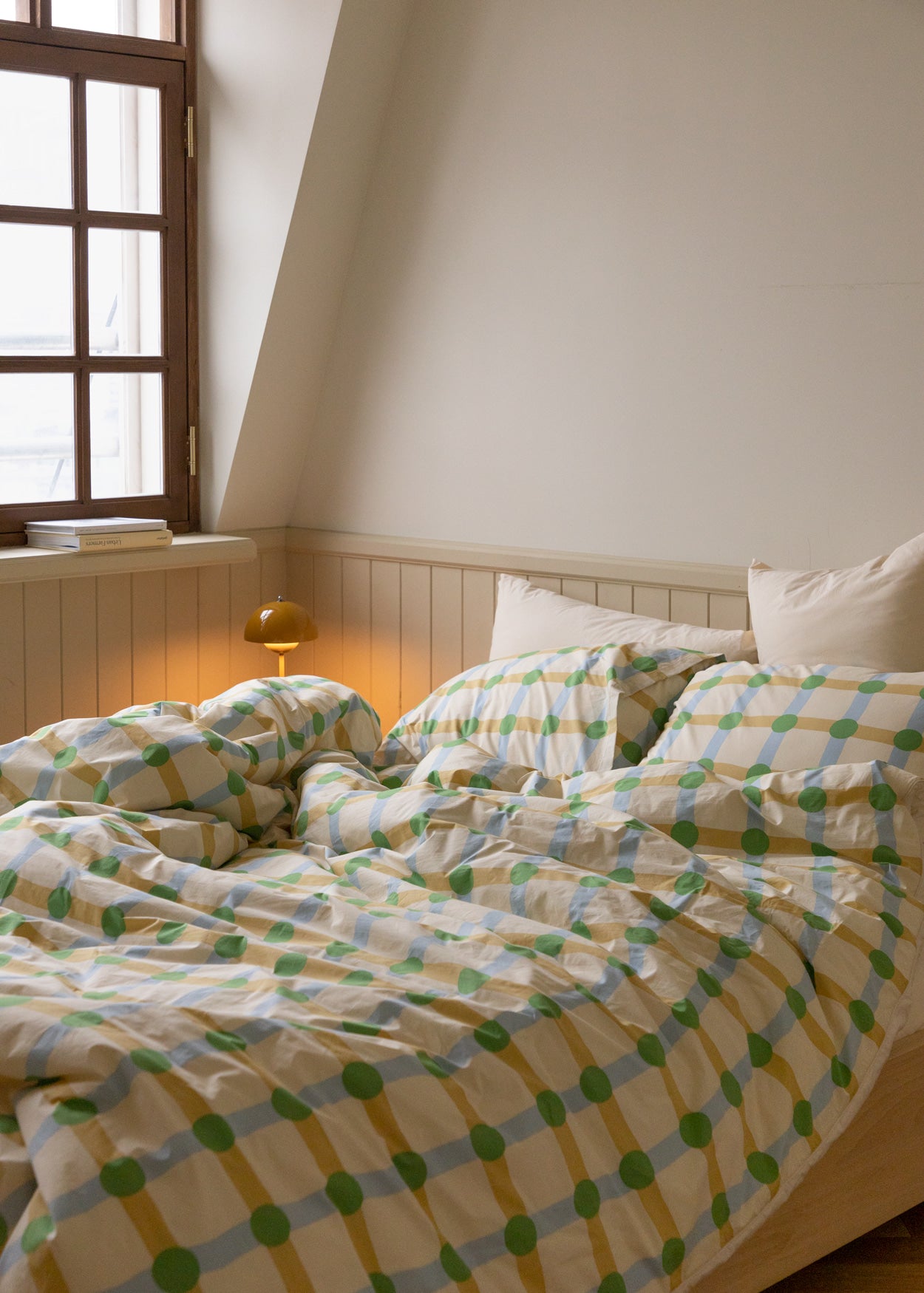 ドットチェックグリーンオンベージュピローケース（2サイズ）