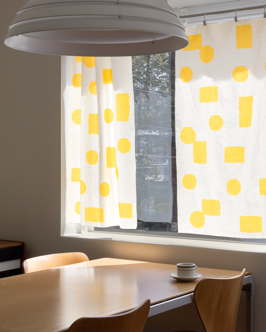 コーンウィンドウカーテン