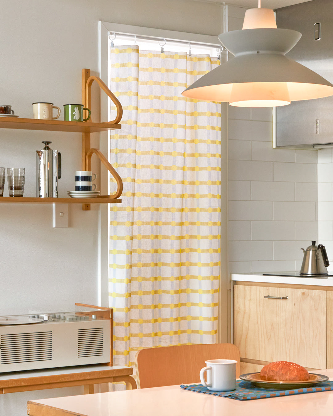 ドットチェック ドアカーテン - アイボリー地にレモン