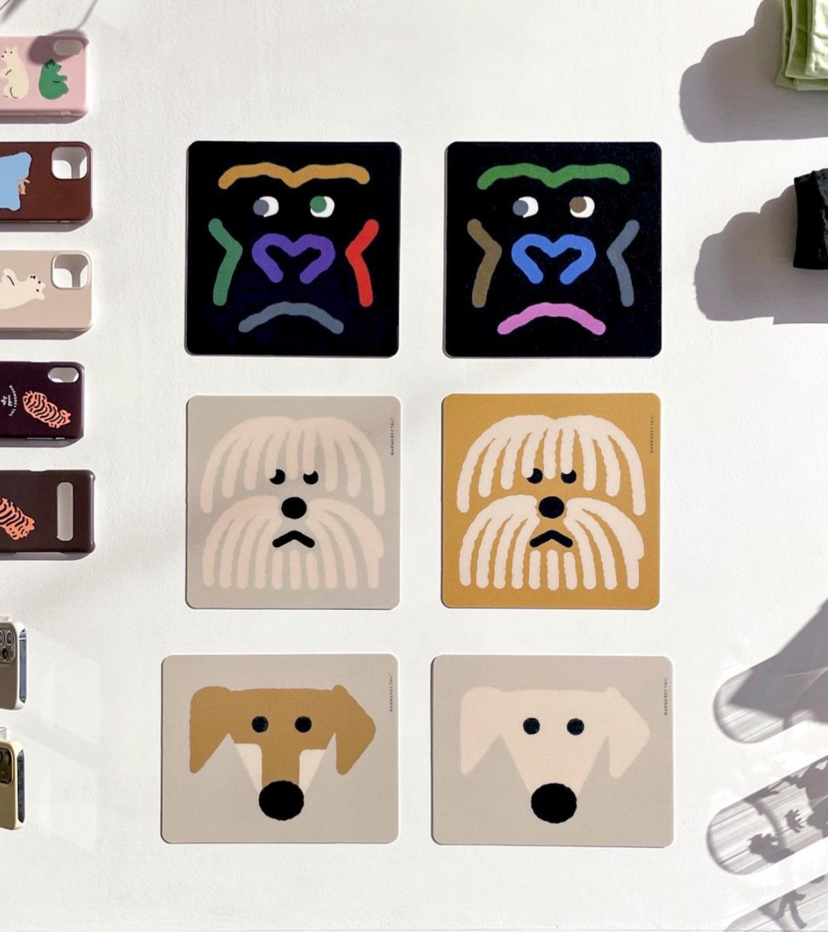 ふわふわ犬マウスパッド - ダークイエロー