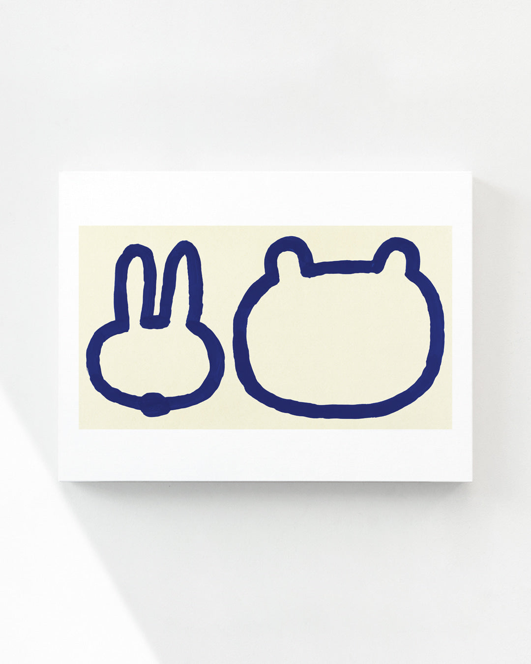 小さなキャンバスと大きなキャンバス