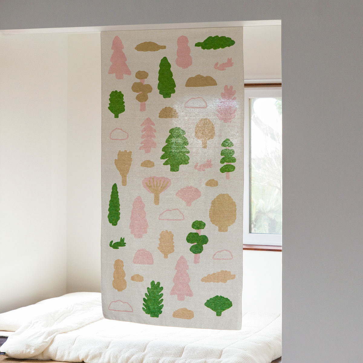 四季のドアカーテン