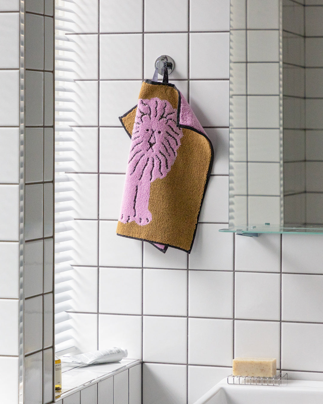 ライオンハンドタオル - コーラル